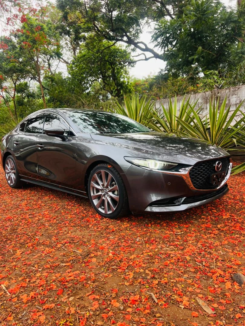 UNREGISTERED MAZDA 3 SEDAN