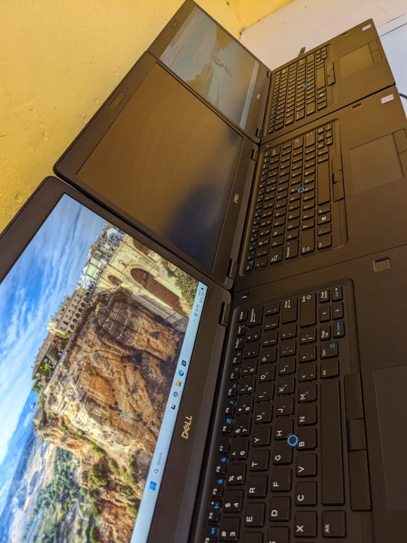Dell Latitude 5491 Laptop