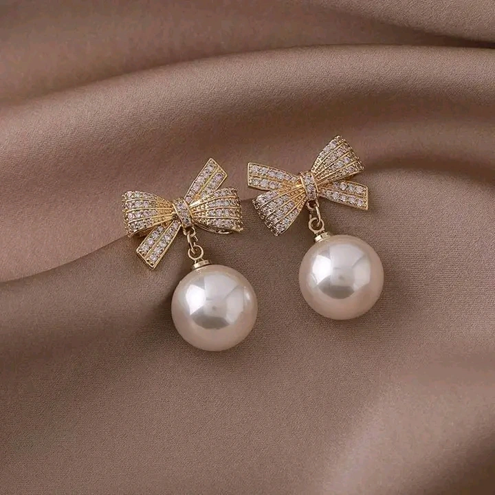 Ladies earrings
