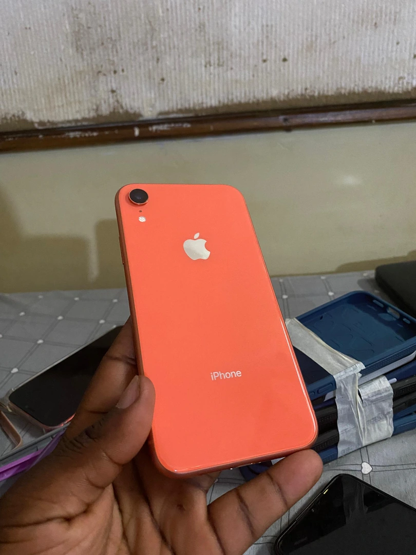 IPHONE XR