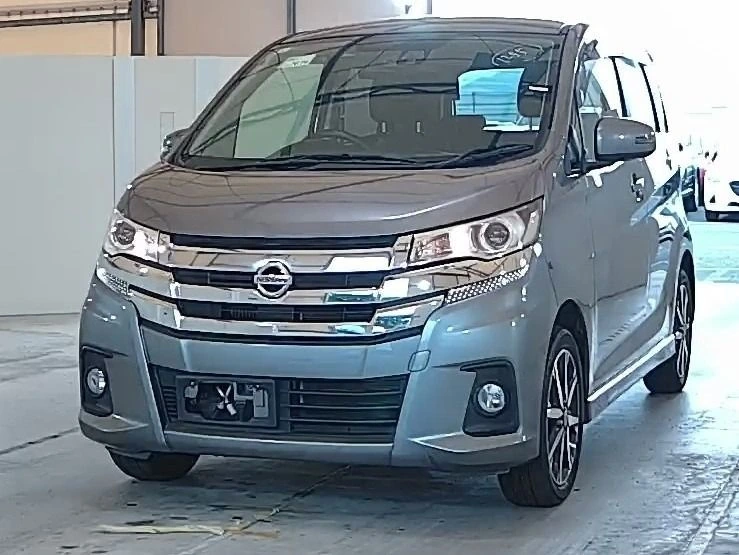 Car-Nissan DAYZ 2017