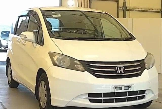 Honda Freed Model: 2010