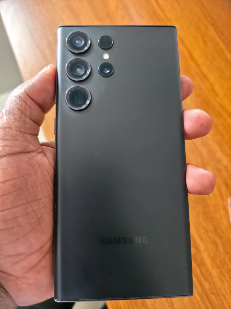 Samsung Galaxy S23 ULTRA