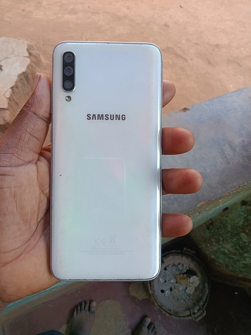 Samsunga a70