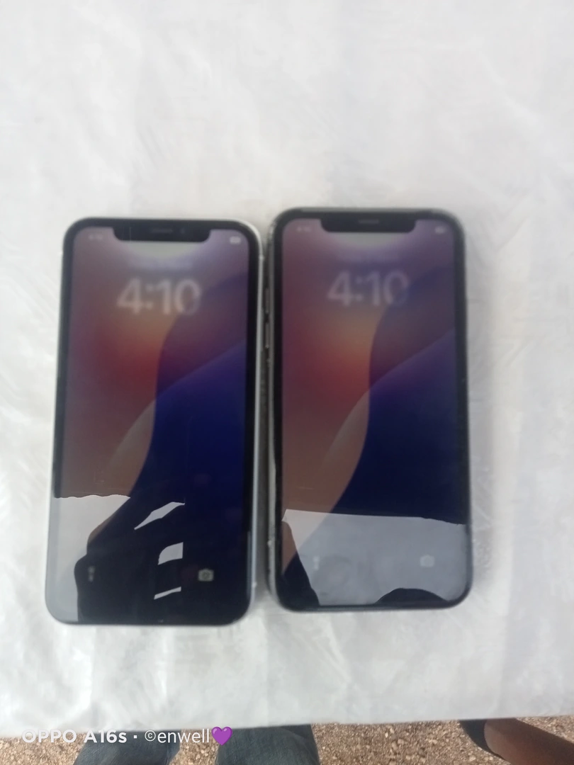 Iphone XR white 730K negotiable