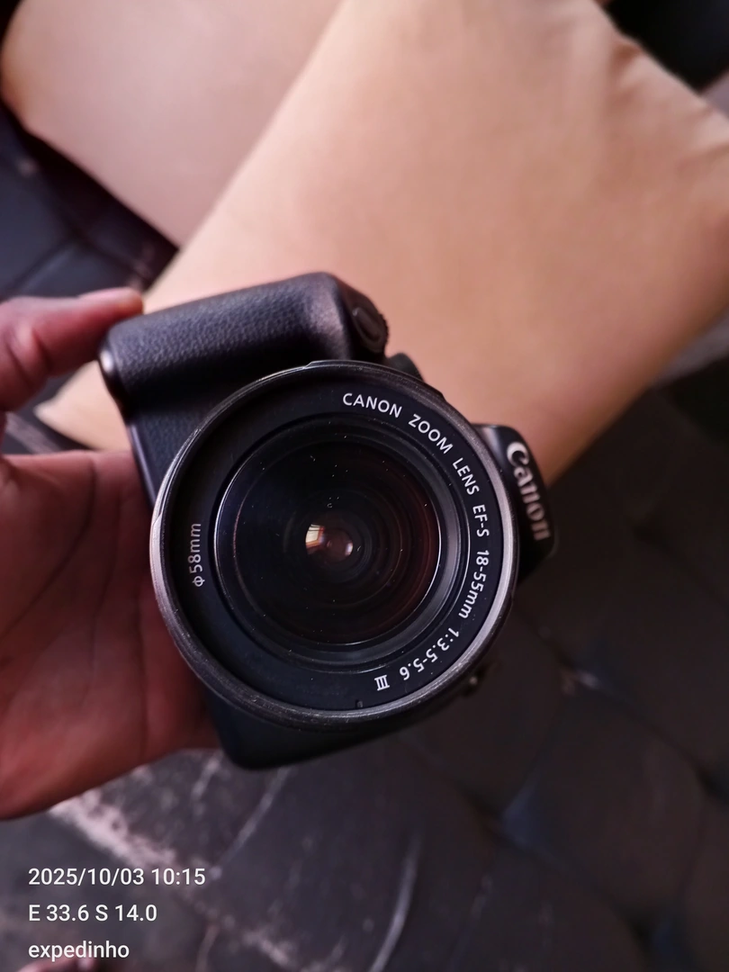 Canon 1200D
