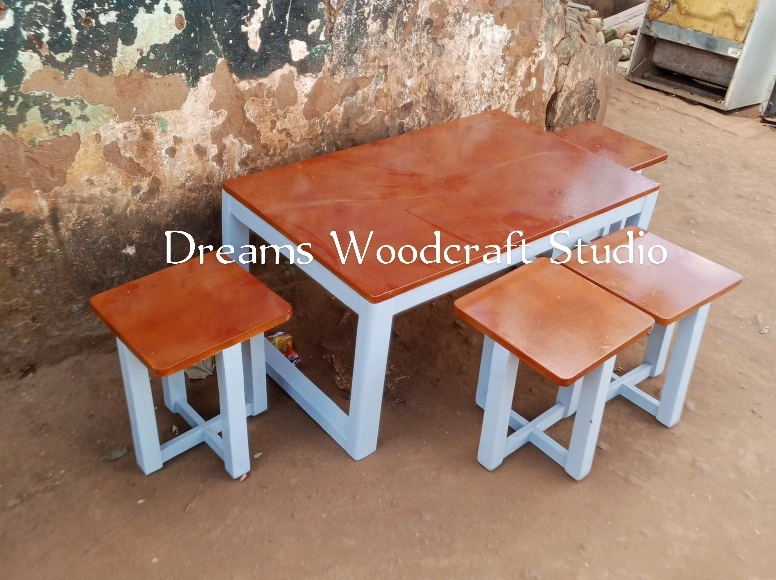 Coffee table & Stools
