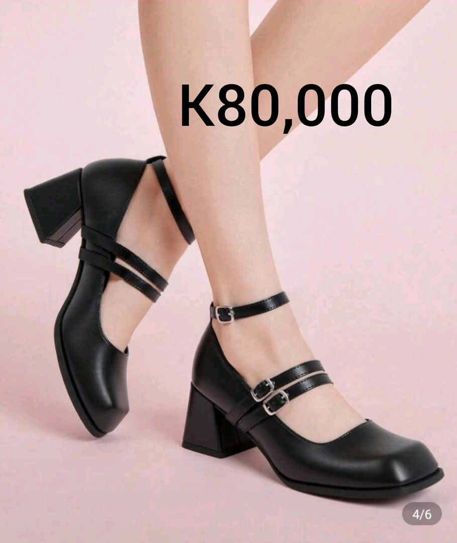 Ladies shoes