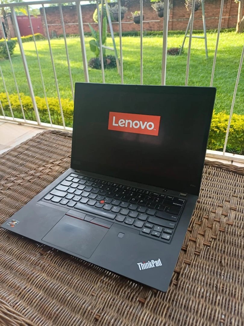 Lenovo ThinkPad P14s  Laptop– AMD Ryzen PRO 7 – 476GB SSD